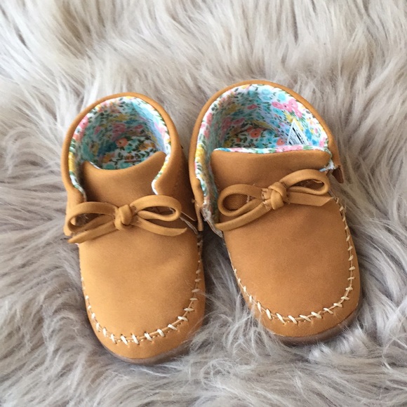 carters moccasins
